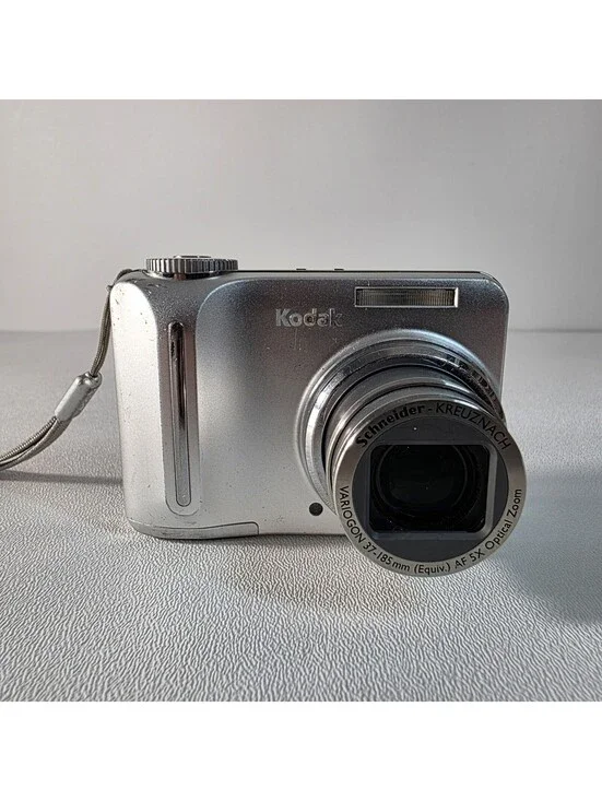 Kodak EasyShare C875 Silver 8.0MP Digital Camera Works / No Memory Card