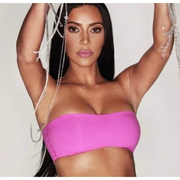 SKIMS Recycled Swim Bandeau Bikini Top Neon Orchid Pink SW-BND-0777 Large NWT‎