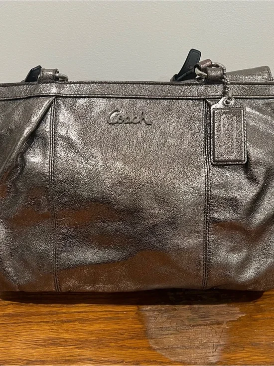 Coach Handbag H1169F17722 Metallic Silver Leather Shoulder Bag Purse