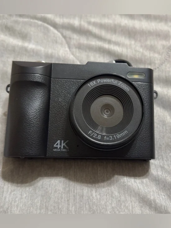 4K Black Digital Camera with 16X Zoom