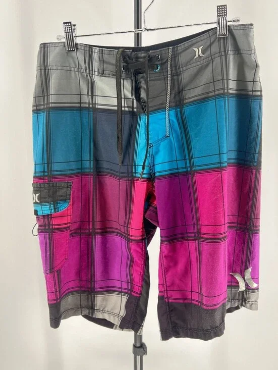 Hurley Men's board shorts Size 30 (1-15)