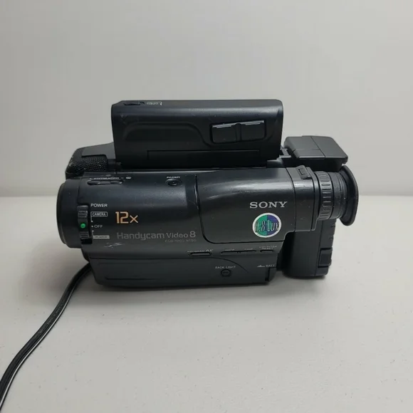 Sony Video Hi-8 Handycam CCD-TR400 Camcorder As Is NO work selling just for part