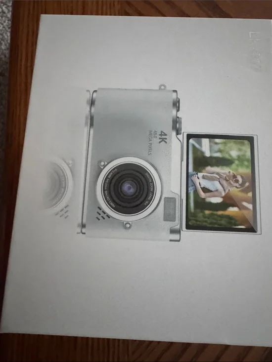 4K Silver Digital Camera with Flip Screen - Compact Photo & Video