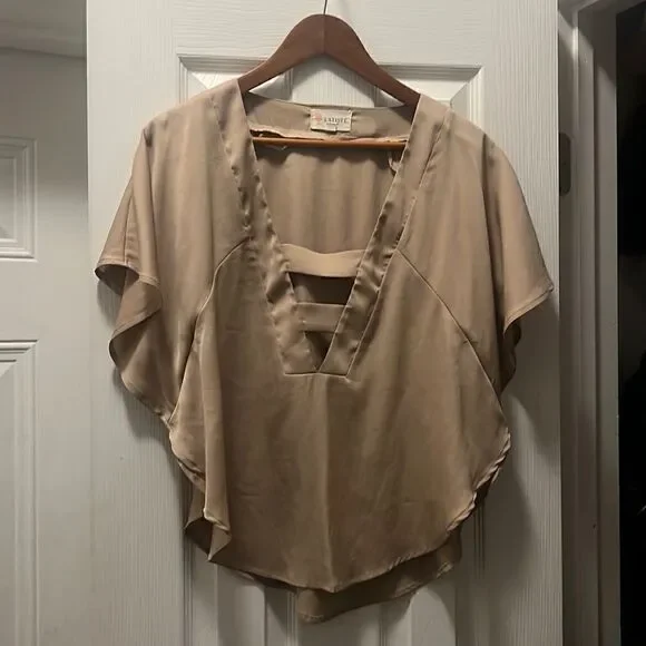 L'atiste Gold Shirt - Silk Shirt - Size Small - Beautiful Top