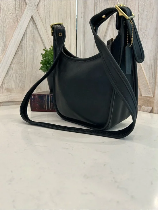 Vintage Coach Black Leather Janice Shoulder Bag with Gold Hardware #9950