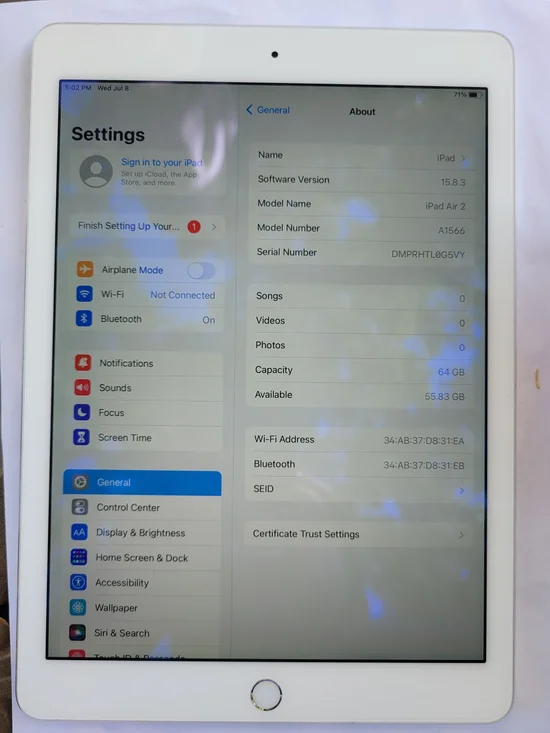 Apple iPad Air 2 White Tablet with Silver Back Side ***AJ***
