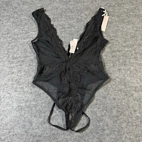 Victoria's Secret NEW Deep V All Lace Bodysuit Size XS Grunge Rave Festival Sexy