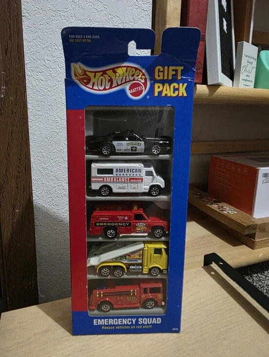 Hot Wheels Emergency Squad Gift Pack Mattel 1994
