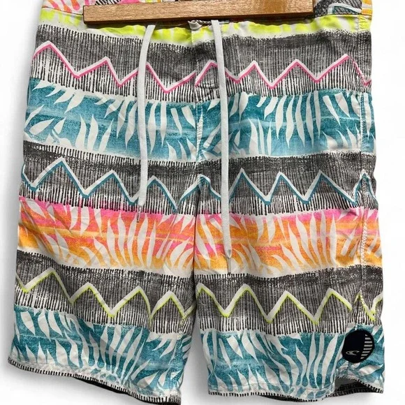 ONeill Mens Board Shorts Size 31 Multicolor Tribal Tropical Print Swim Trunks