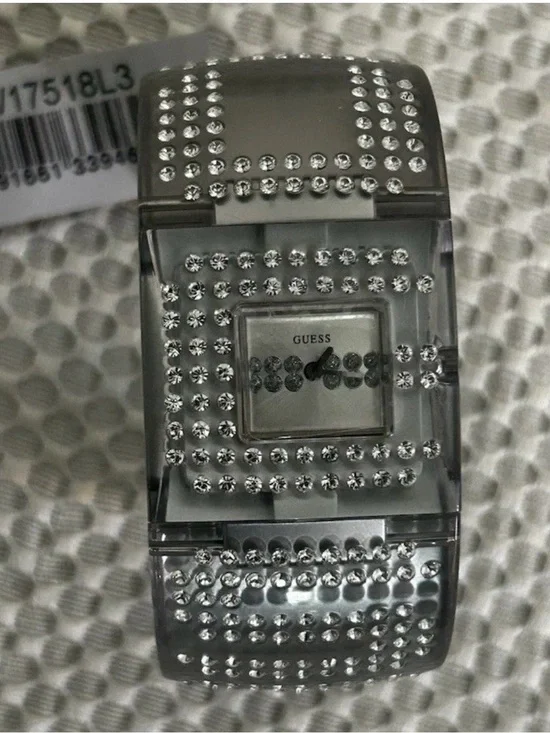 Guess “City Lights” Crystal & Resin Bangle Watch W17518L3 NWT New Battery Silver
