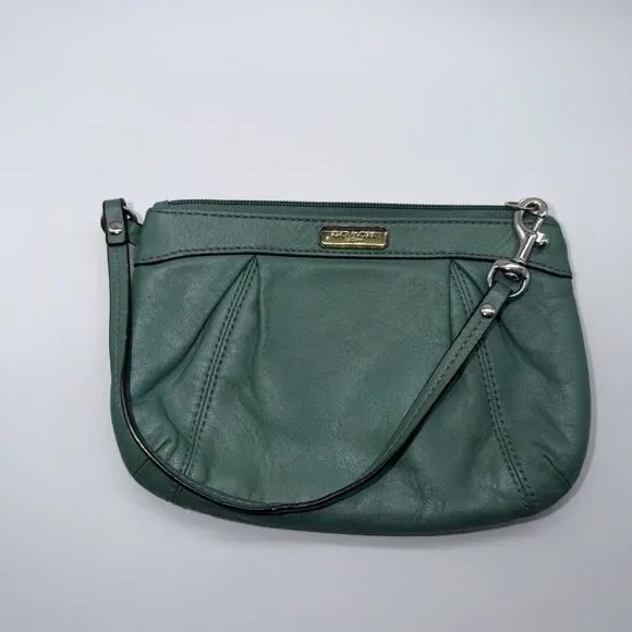 Coach Wristlet Soft Leather Seafoam Wallet Small Purse Card Holder