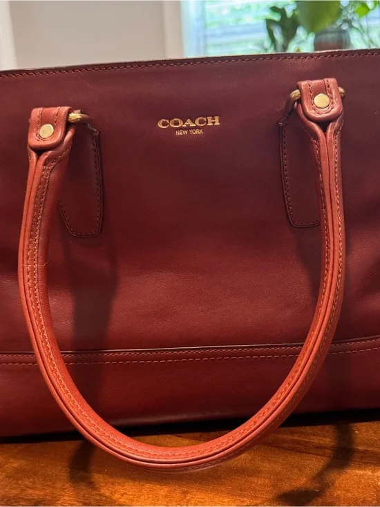 Vintage COACH Brown Leather Shoulder Bag - COACH New York