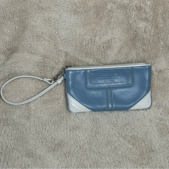Coach Blue and White Leather Wristlet EUC 7.5