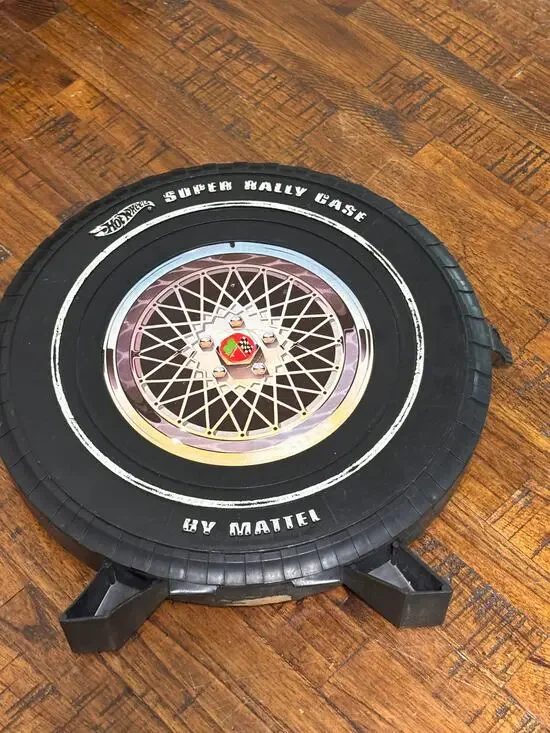 Vintage Mattel 1968 Hot Wheels 24 Car Diecast Super Rally Collectors Wheel Case