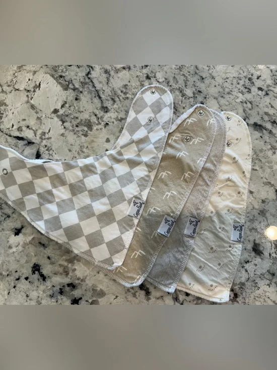 Copper Pearl Neutral Check & Pattern Baby Bib Set - Beige/Gray/White
