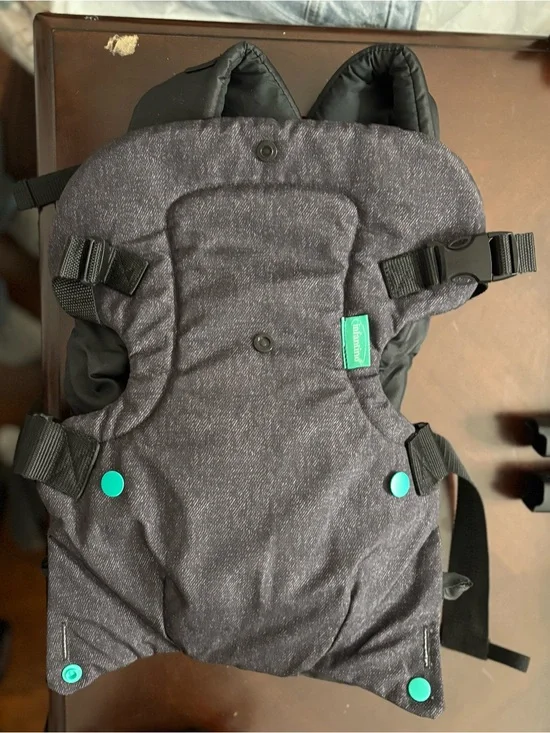 Ergonomic Kids Carrier in Heather Gray with Teal Accents