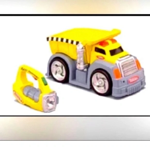 Vintage 2007 Tonka Light Command Dump Truck