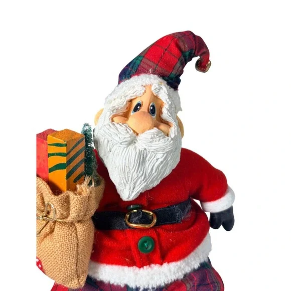 Russ Berrie Santa Claus Figurine Kathleen Kelly Critter Factory 2909 Plaid Red