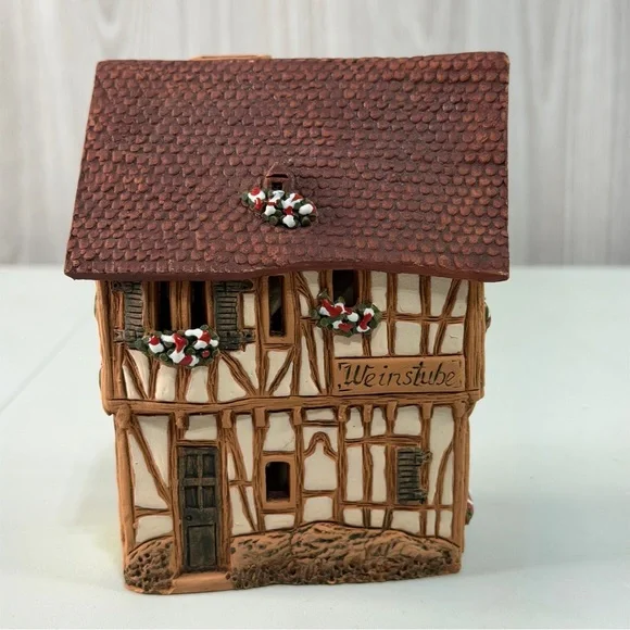 Christmas Village Ceramic House Candle or Incense Holder Bernkastel Midene‎