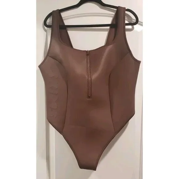 Skims RUBBERIZED SCUBA SWIM SCOOP NECK ONE PIECE Swimsuit Size 3X - NWT‎