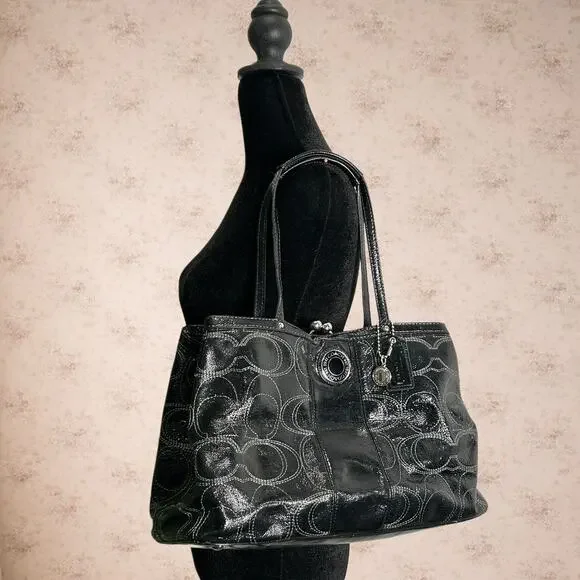 Coach Kisslock Carryall Shoulder Bag Patent Signature Satchel