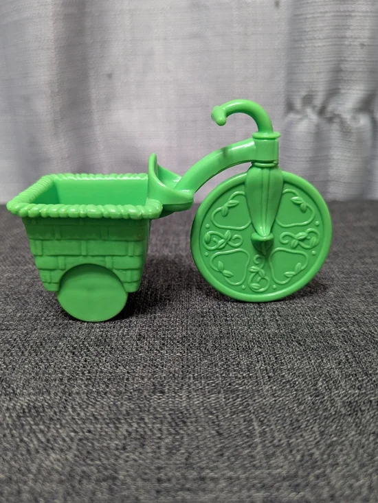 Vintage Strawberry Shortcake Tricycle from Play Doh set