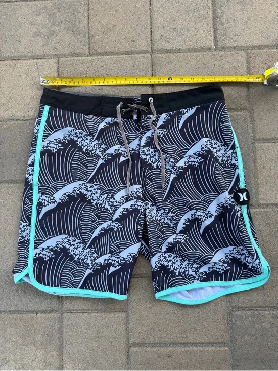Hurley Black & Light Blue Wave-Print Board Shorts