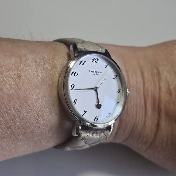 Kate Spade 1YRU0784 Silver Dial Leather Strap Women's Watch Needs New Battery