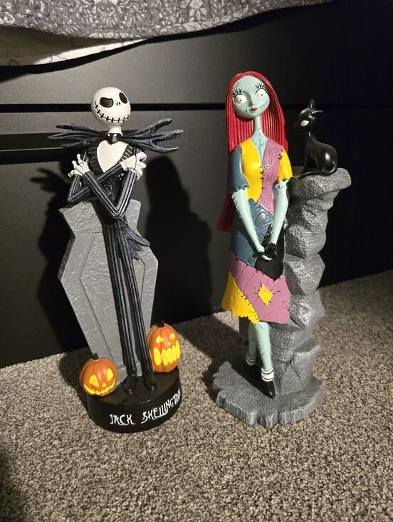 NIGHTMARE BEFORE CHRISTMAS JACK AND SALLY