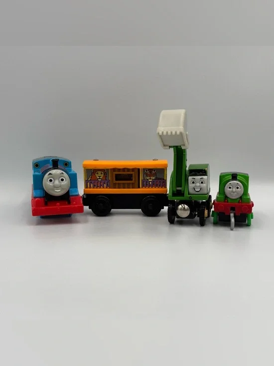 RARE Thomas & Friends Motorized Thomas Zoo Car Alfie Bertie Bus Percy Toy Lot