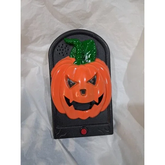 Halloween SCARY Pumpkin DoorBell Spider Tongue Spooky Phrases