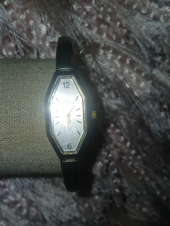 Anne Klein Vintage 80's Gold Women's Bangle Watch Needs Battery