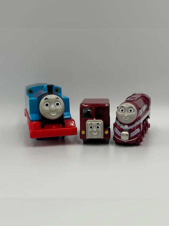RARE Y2K Thomas the Train & Friends Motorized Thomas Bertie Bus Caitlin Toy Lot
