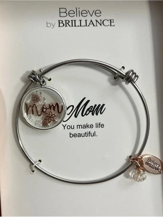 Mothers Day Mom Bracelet Bangle Jewelry Present Gift nwt‎ 9