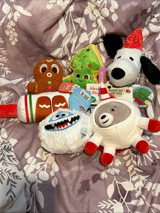 NWT Bundle of M-L Winter holiday themed bark box dog toys