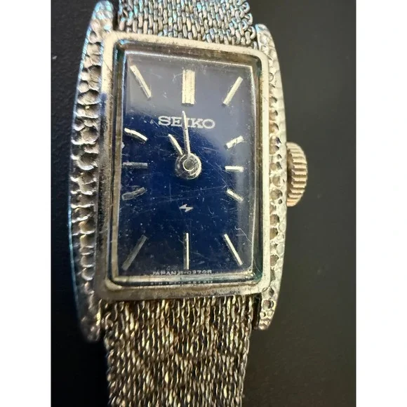 Vintage‎ Seiko Ladies Watch Blue Dial MCM wind up Mechanical  831373 WORKs
