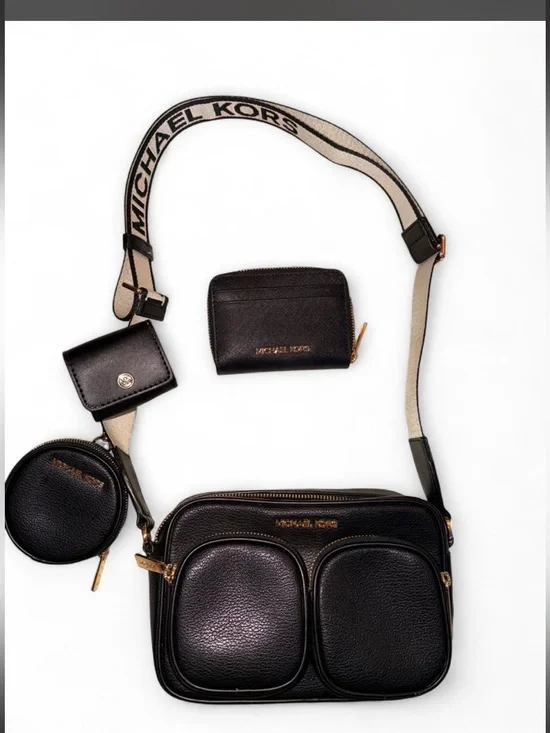 Jet Set Medium Leather Crossbody Bag with Case for Apple Airpods Pro