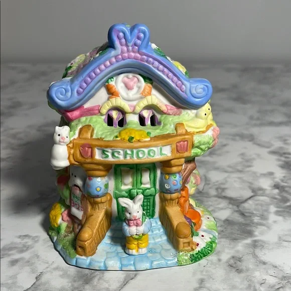 Vintage Hoppy Hollow Easter Schoolhouse Ceramic Decor 2002