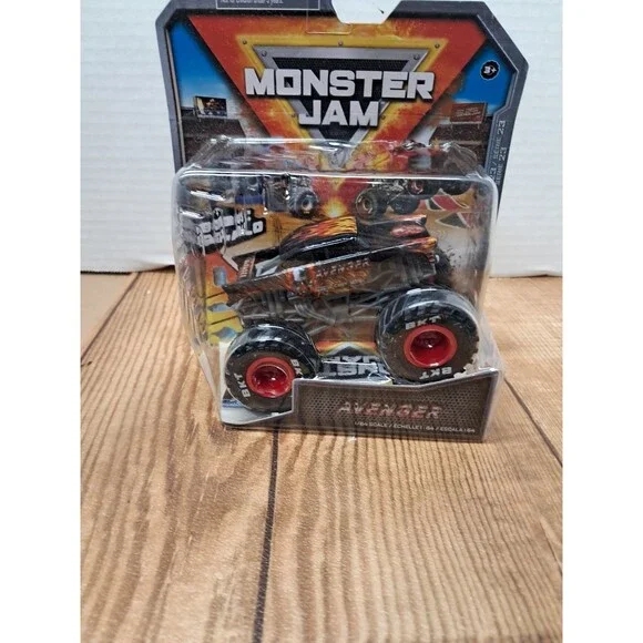 Avenger Monster Truck W/ Bonus Regalo 2021 Spin Master Monster Jam 1/64