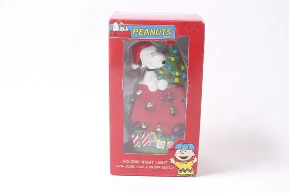 Peanuts Snoopy Holiday Night Light Christmas Decor Kurt Adler~ 260612-WH 1109