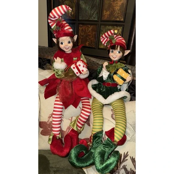 Cynthia Rowley Boy And Girl Christmas Elf Shelf Sitter Doll 25