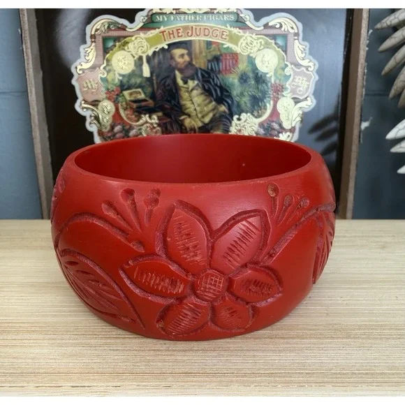 Vintage Costume Jewelry Chinese Cinnabar Floral Design Bangle Bracelet