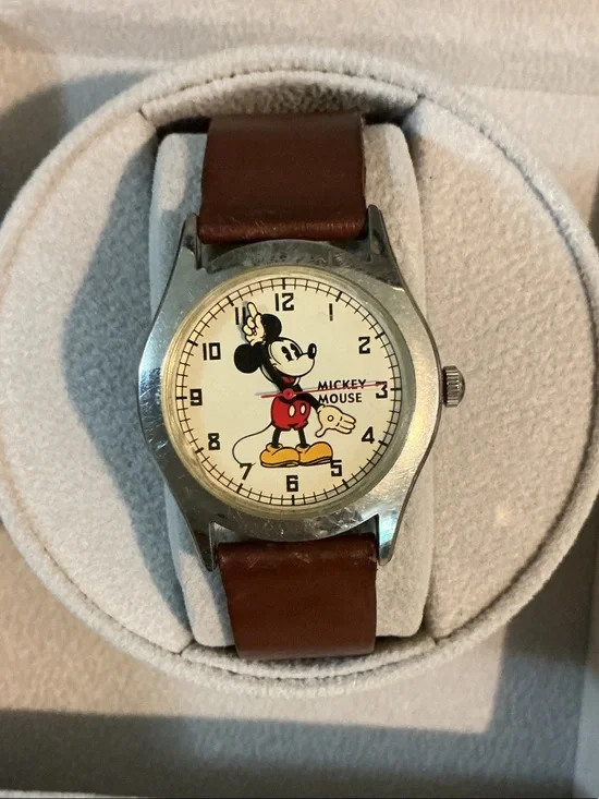 Mickey Mouse Vintage Disney Character Wristwatch PLUS Black Modern Watch