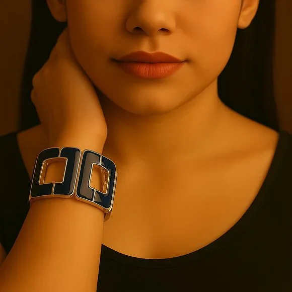 Elegant Croft & Barrow Silver Bracelet – Navy Enamel Stretch Design for Women