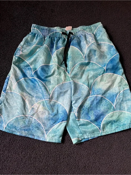 Men's Aqua Wave-Scale Swim Trunks with Drawstring