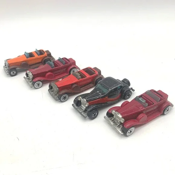 Hot Wheels Diecast Toy Cars Lot of 5 Multicolor Vintage 31 Doozie 37 Bugatti
