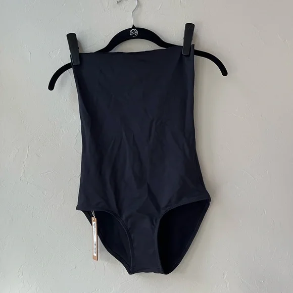 SKIMS ICONIC SWIM CONVERTIBLE BIKINI BOTTOM OBSIDIAN XS S