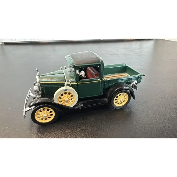 National Motor Museum  1931 Ford Model A Pickup Truck Green  Diecast Model