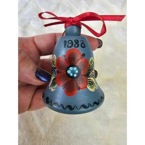 Norweigen Christmas‎ Ornament Blue Bell Artist Signed