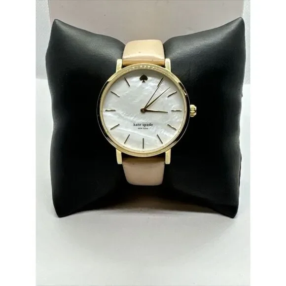 Kate Spade New York Metro 0073 Women's Beige Leather Analog Quartz Watch JNA157